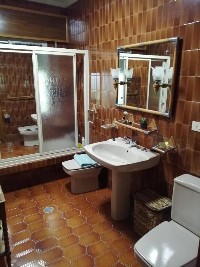 Villa A Casa Dos Avos Celanova Esterno foto